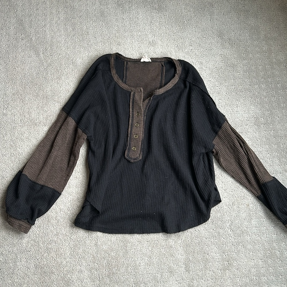 Oversized women’s thermal sweater top